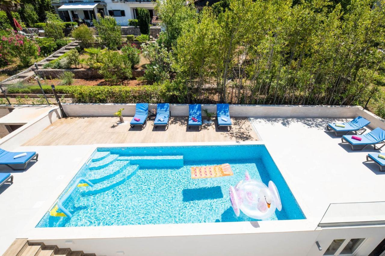 Villa Sunset Sea นยีวีเซ ภายนอก รูปภาพ